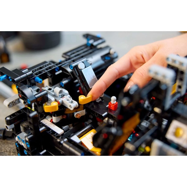 42172 LEGO Technic: McLaren P1 Hypercar