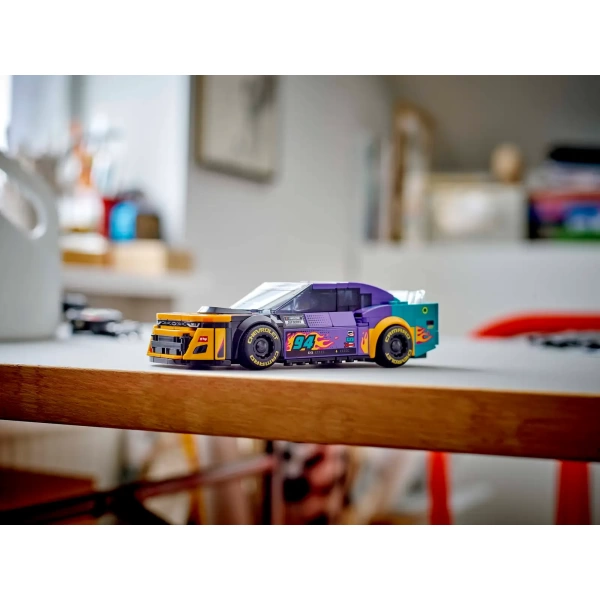 76935 LEGO NASCAR Next Gen Chevrolet Camaro ZL1