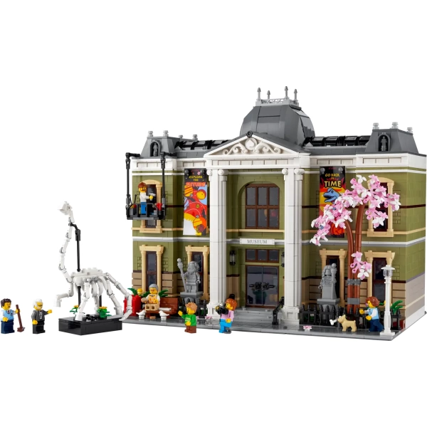 10326 LEGO Icons: Natuurhistorisch museum
