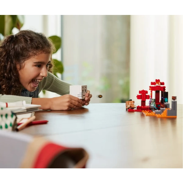 21255 LEGO Minecraft: Hinderlaag bij het Nether-portaal