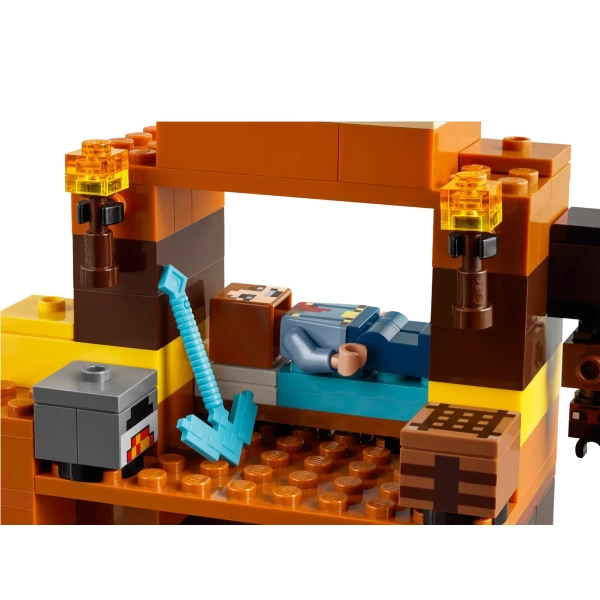 21263 LEGO Minecraft: De Woestenijmijnschacht