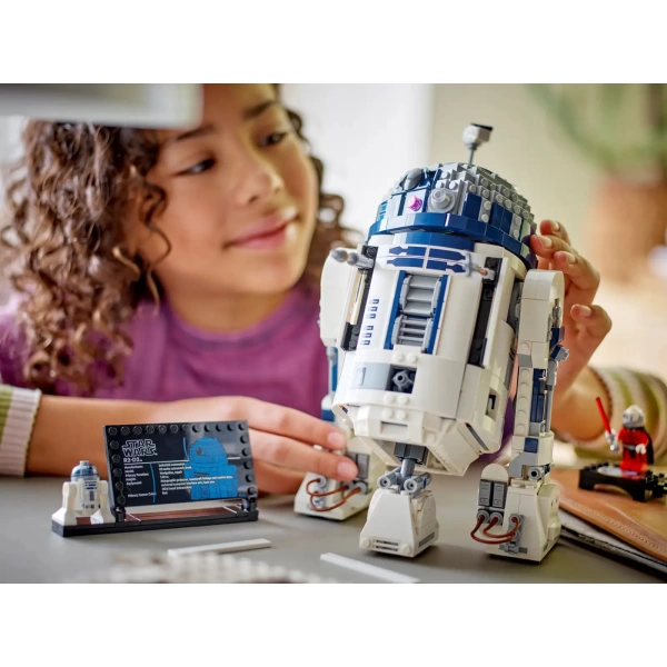 75379 LEGO Star Wars: R2-D2